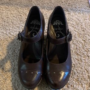 Women’s Dansko heels